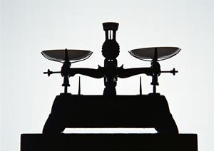 製品の印象を高めるインモールド